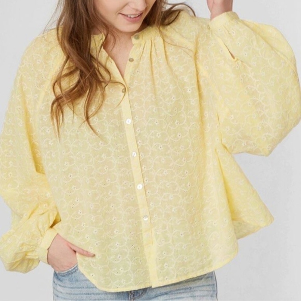 FREE PEOPLE Size S yellow eyelet top